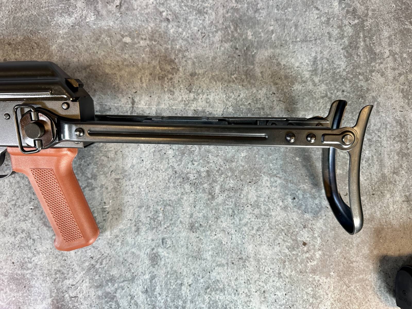 akページ PIONEER ARMS AK-47 FORGED WOOD 5.56 16