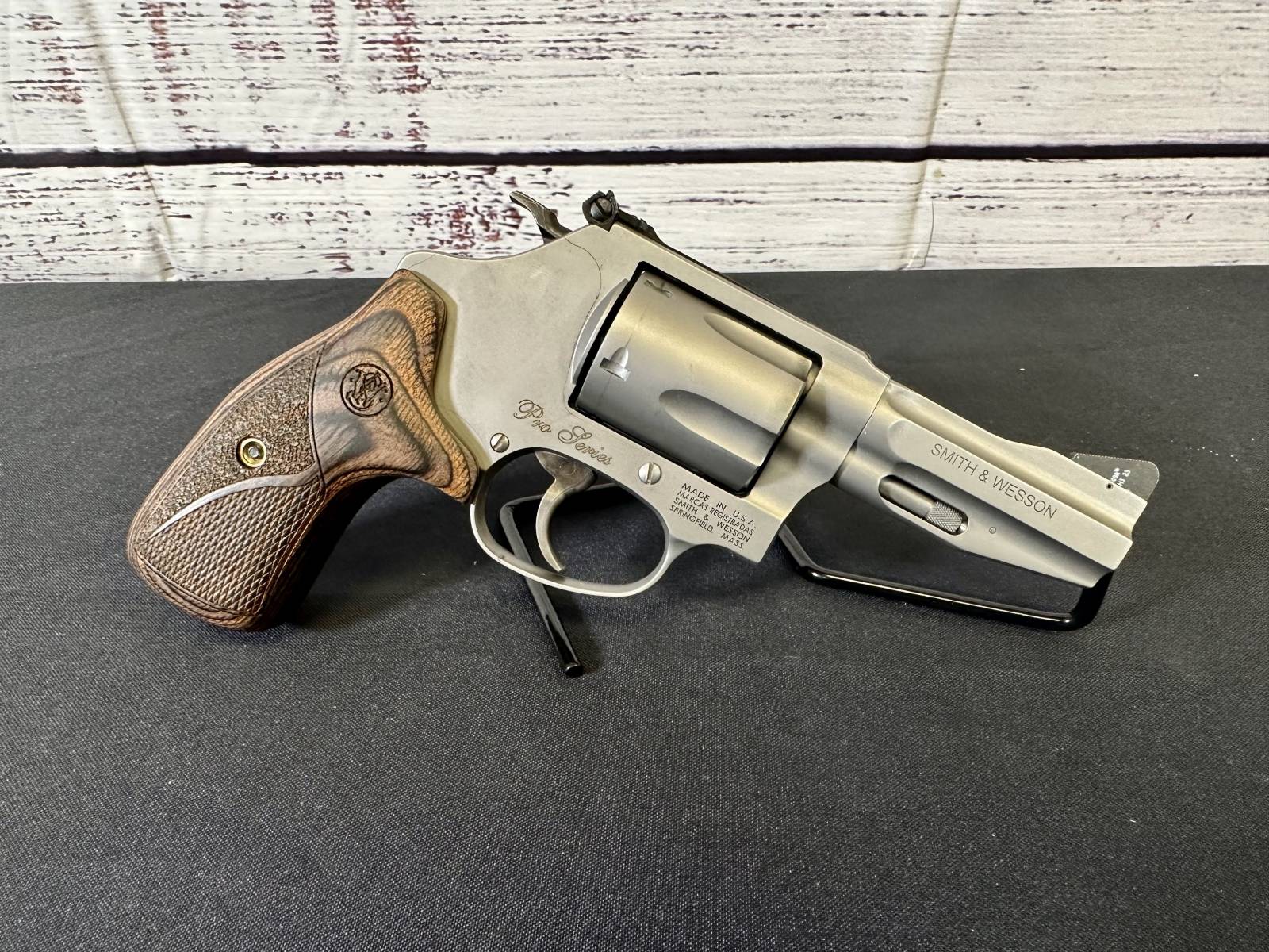Smith & Wesson Model 686 Performance Center 357 Mag or 38 Spl 170346-img-0
