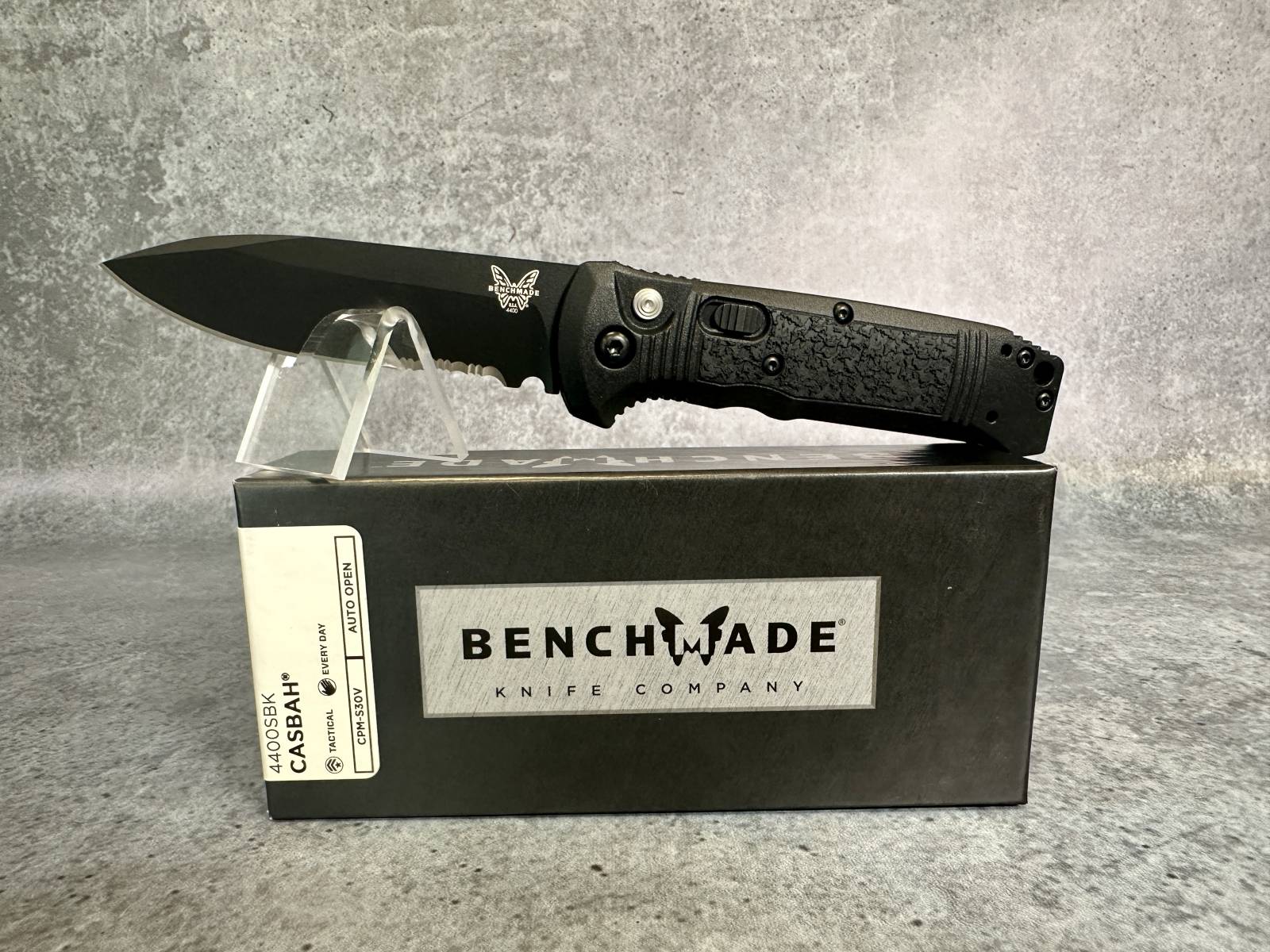 Benchmade 4400SBK Casbah AUTOMATIC 3.4" Combo Edge CPM-S30V Blade Grivory-img-1